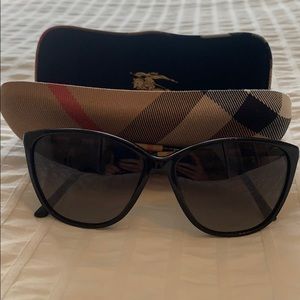 Burberry cat eye sunglasses